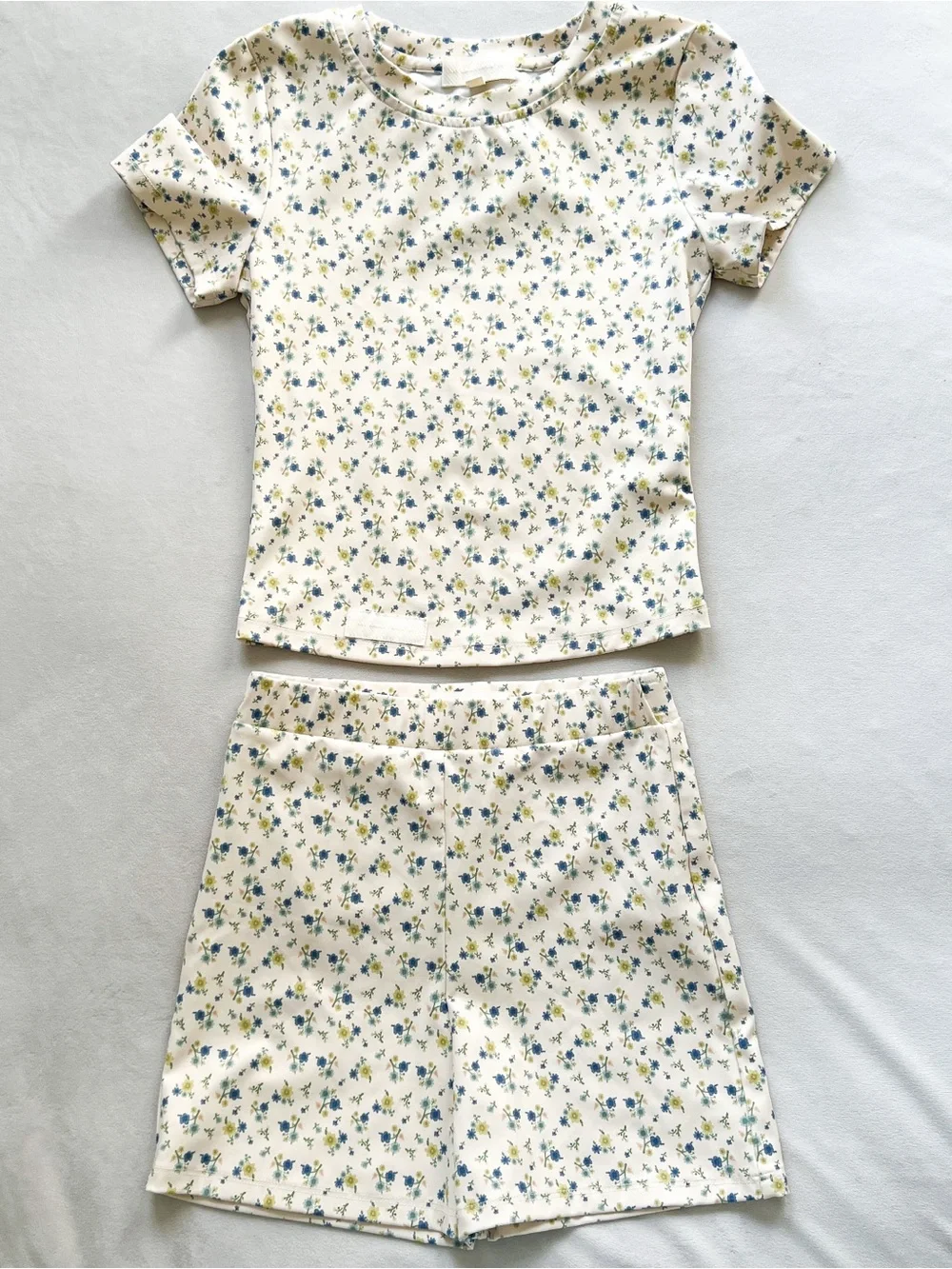MyMumMadeIt Cream Floral Shorts and Top Set with Blue and Yellow Blooms - XS/S